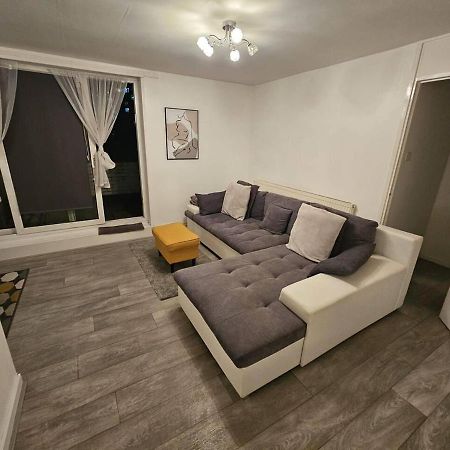 Stunning 1-Bed Apartment In Londyn Zewnętrze zdjęcie