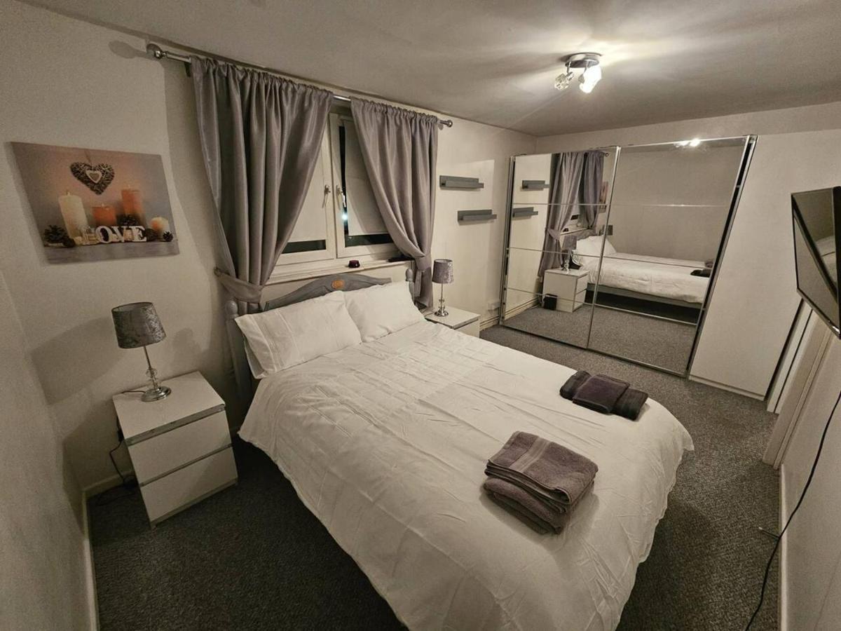 Stunning 1-Bed Apartment In Londyn Zewnętrze zdjęcie