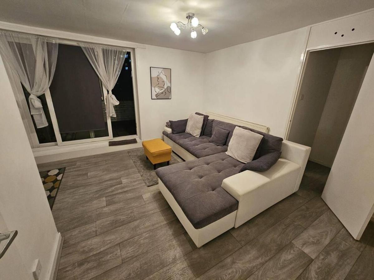 Stunning 1-Bed Apartment In Londyn Zewnętrze zdjęcie